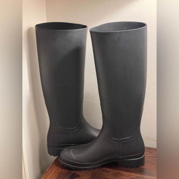 Saint Laurent Black Rain & Snow Boots - Picture 9 of 9